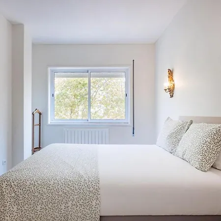 Charming 3br With Office & Garage By Foz Beaches דירה פורטו