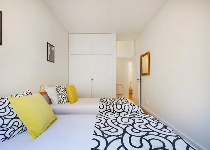 Lägenhet Charming 3br W/ Office & Garage By Foz Beaches *