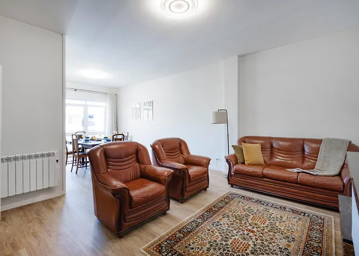 Charming 3br W/ Office & Garage By Foz Beaches Porto